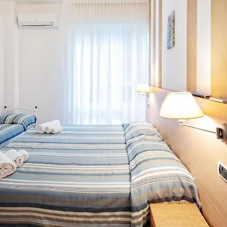 Hotel Gin Sul Mare Rímini