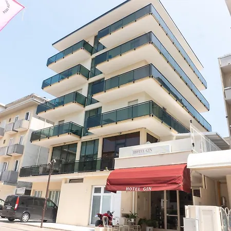 מלון Gin Sul Mare 3*