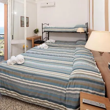 Hotel Gin Sul Mare Rímini